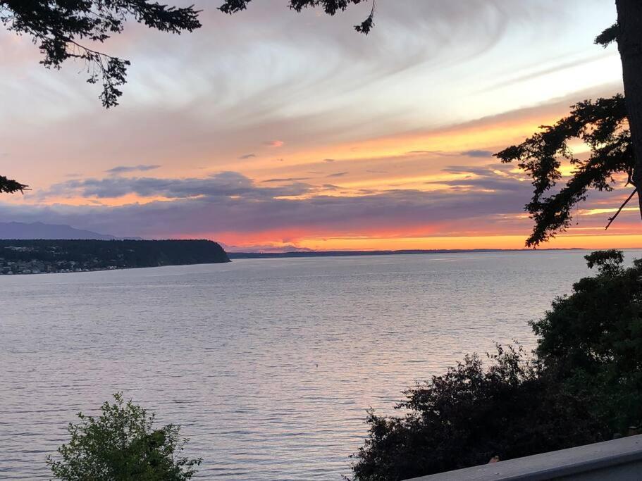 Villa Waterfront, Sunsets And Mountains Port Townsend Esterno foto
