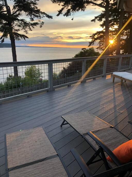 Villa Waterfront, Sunsets And Mountains Port Townsend Esterno foto